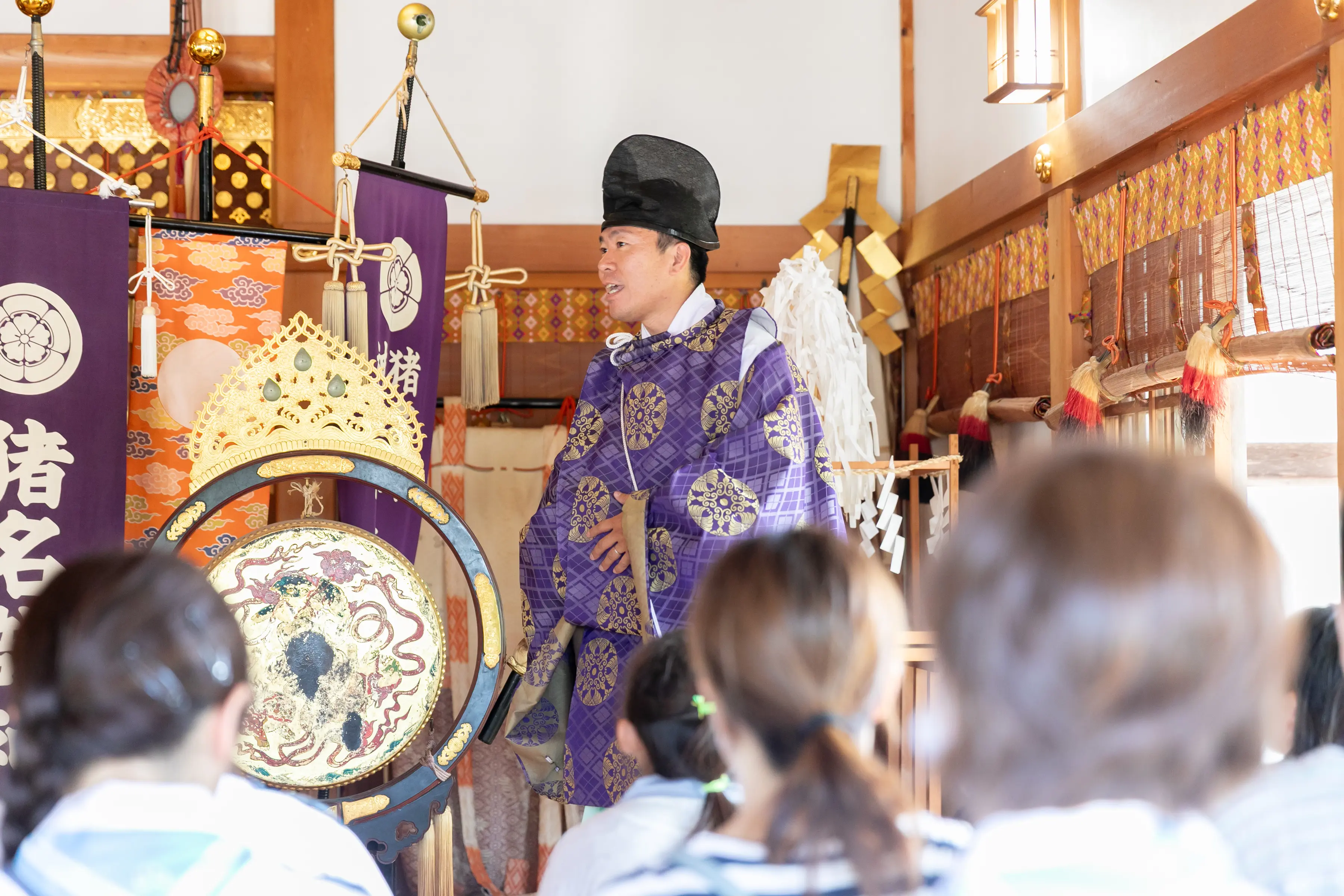 石垣ともやのヒーロービジュアル 4